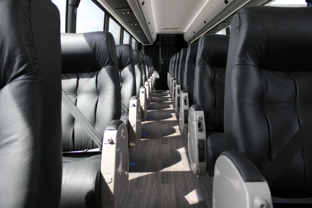 33 Pax Exec(10)